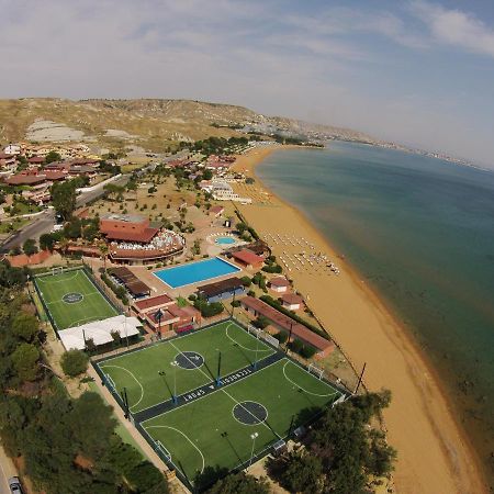 Hotel Villaggio Casarossa Кротоне Экстерьер фото